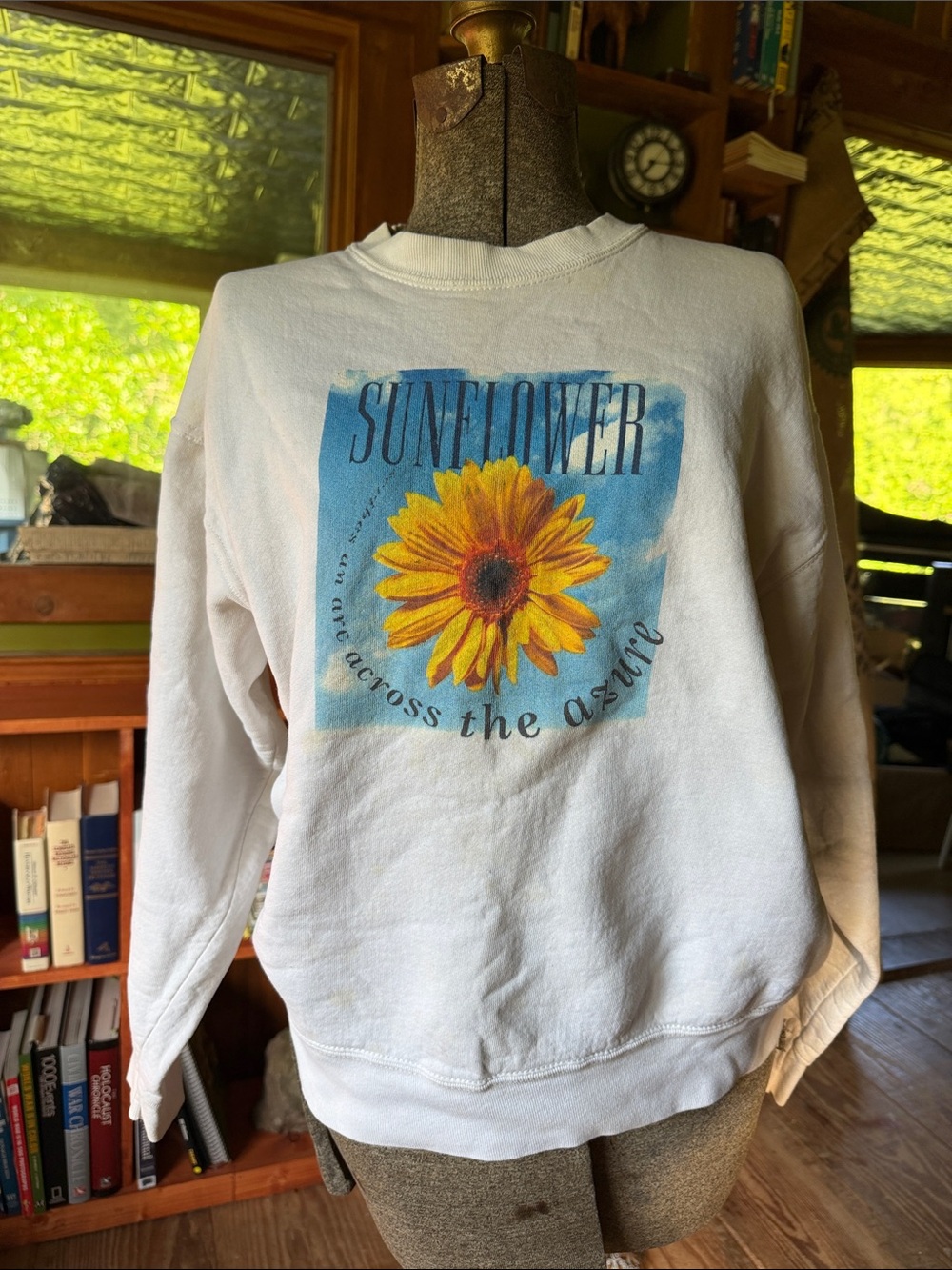 Vintage Sunflower Graphic Crewneck Sweatshirt